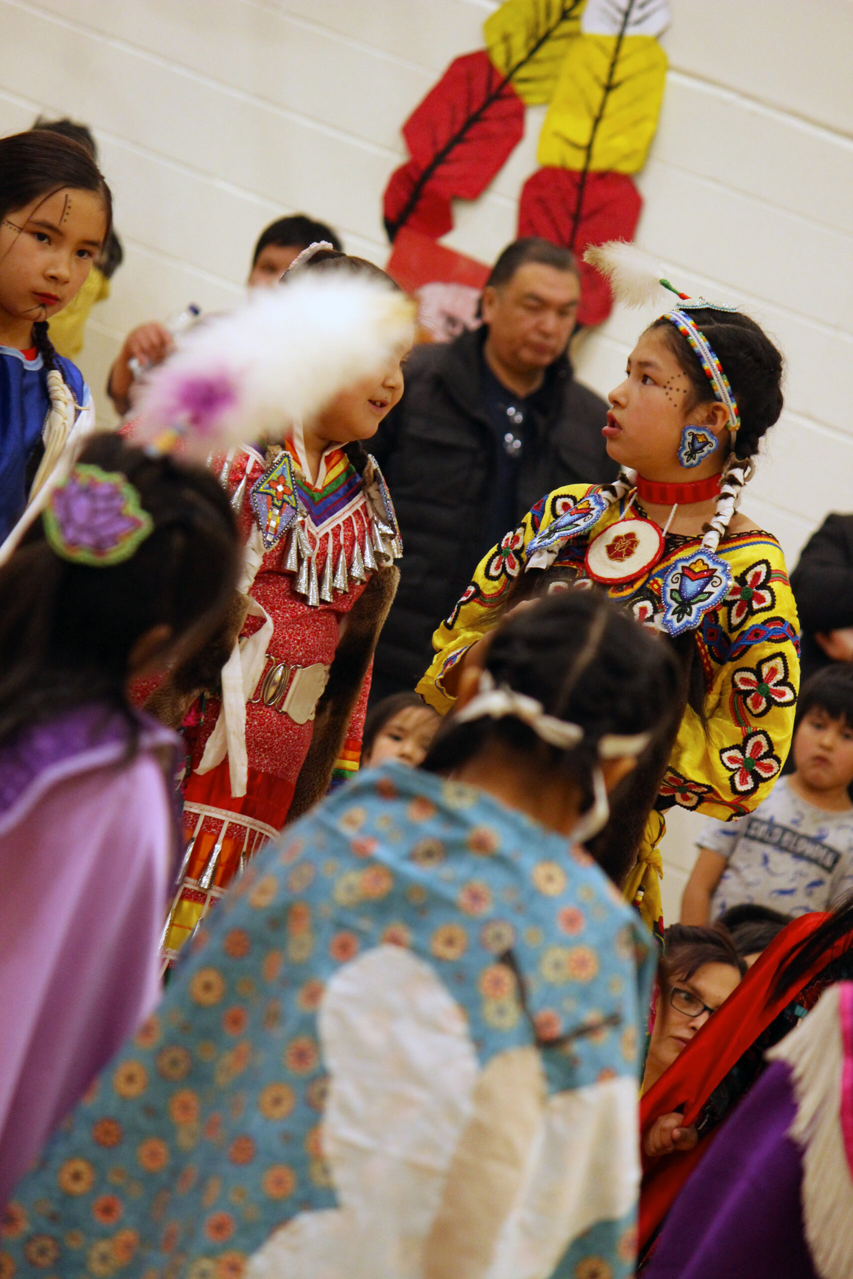 Des danses traditionnelles toutes en couleur Des danses traditionnelles toutes en couleur